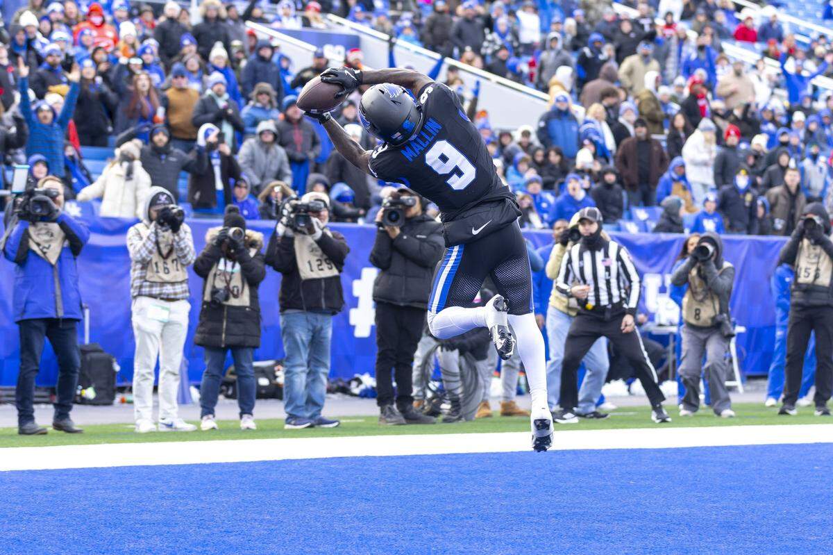 Kentucky wide receiver Ja'Mori Maclin (9) is one of only four returning offensive starters for the Wildcats. The others are tight end Josh Kattus and offensive linemen Jager Burton and Jalen Farmer.