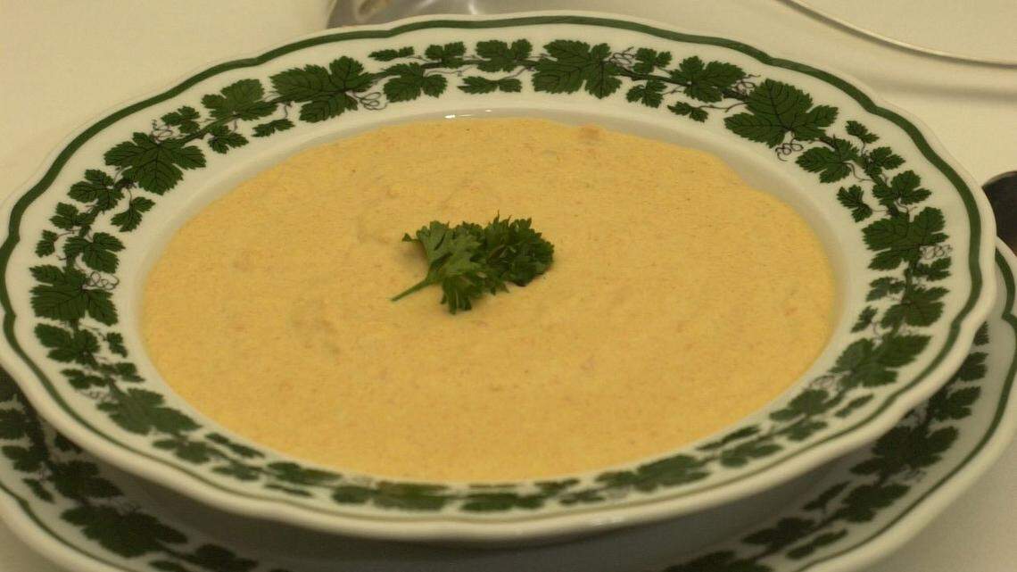 Greentree Tearoom, which was inside Greentree Antiques at 521 W. Short St., shared the recipe for its Greentree Carrot and Ginger Soup in 2001.