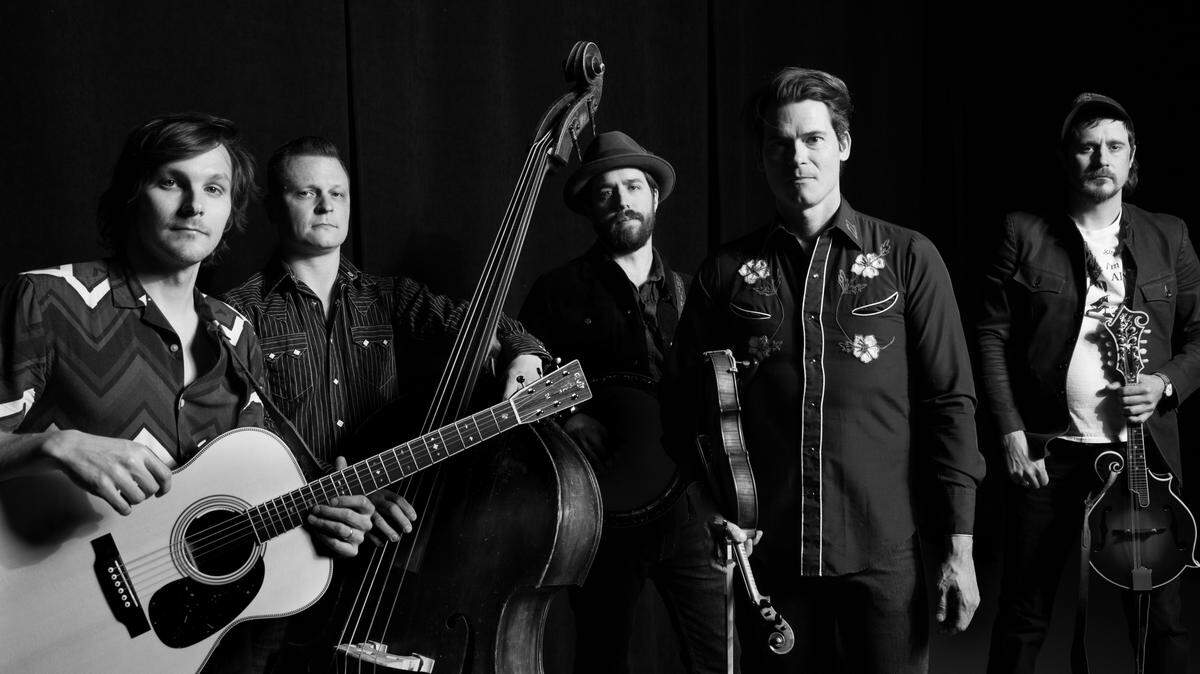 Old Crow Medicine Show will close out Saturday’s Railbird lineup on the Elkhorn Stage (one of four stages the event will be utilizing).