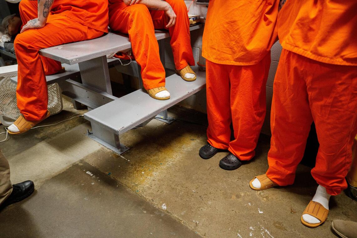 Mold, broken toilets, razors on the floors: Condition of this plagued KY jail getting worse