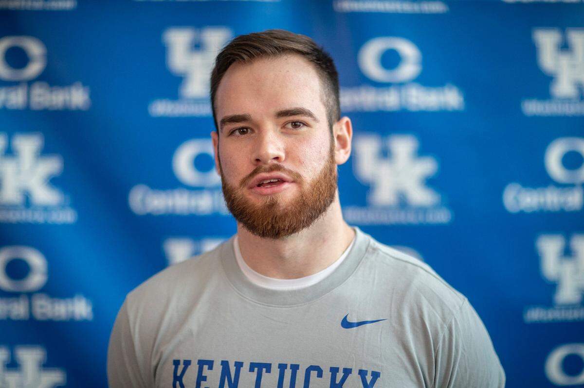 Kentucky football’s trainers are limiting the number of throws N.C. State transfer Devin Leary will make during spring practice.