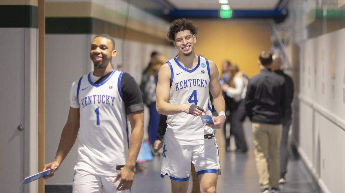 Kentucky, Tennessee enter NCAA Tournament Sweet 16 matchup after big wins in early rounds