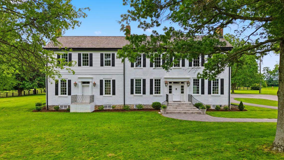 Want to own a part of KY history? Historic 1782 stagecoach inn for sale
