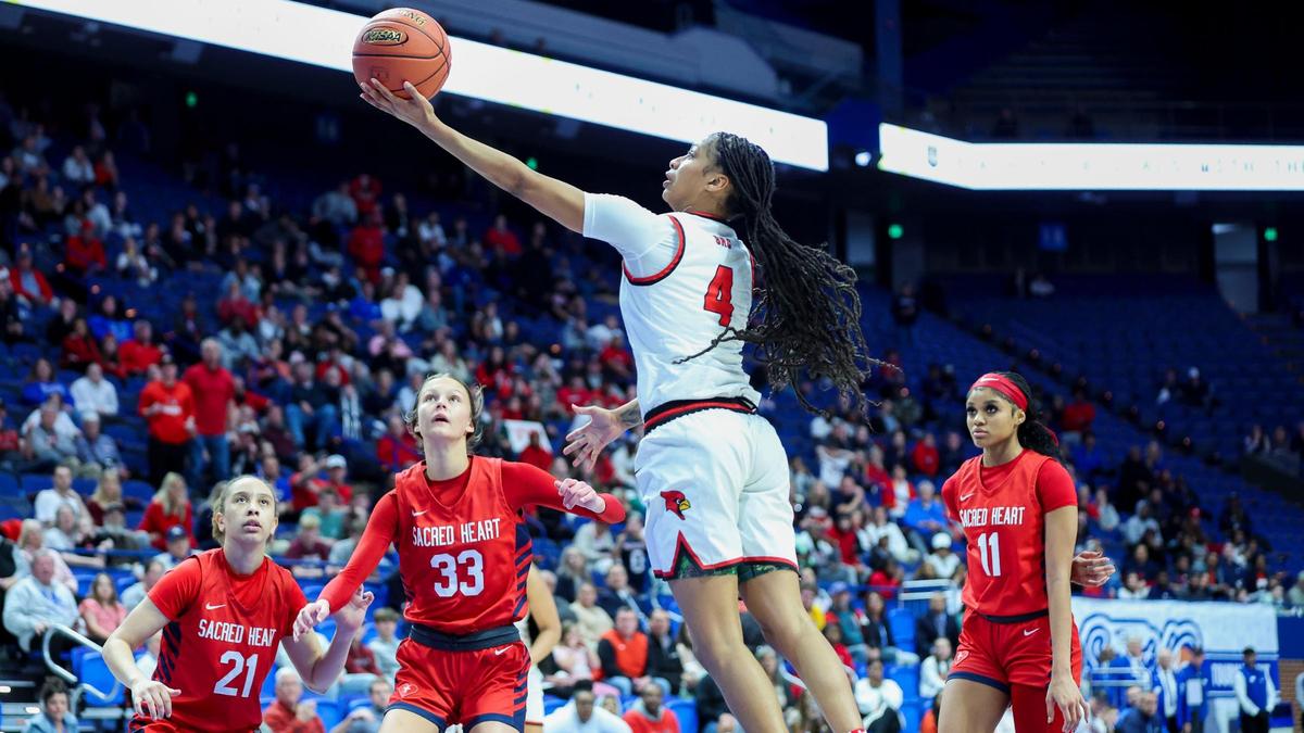Jailenn Green (4) led George Rogers Clark’s near-upset of Sacred Heart with 19 points on Saturday.