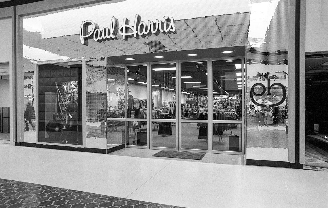 Paul Harris Store in Fayette Mall in early October 1971, just before the mall opened. The women’s specialty shop featured contemporary fashions. Described as the most unique and exciting of the chains 42 stores, it featured a mosaic mirrored front to the step-up platform and curved walls. It sold the latest fashions like hot pants, body suits and contemporary sportswear.
