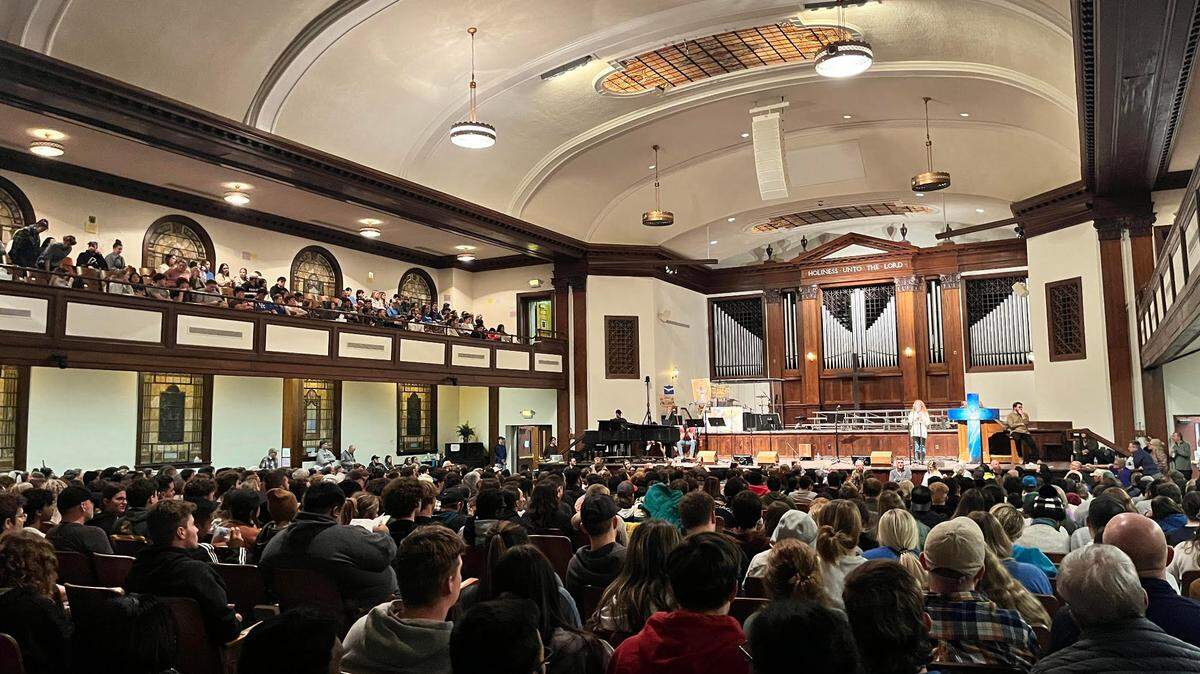 High school and college students gathered at Asbury University on Tuesday, February 21, for revival services. The revival began on February 8, and the last services will be held at Asbury this week.