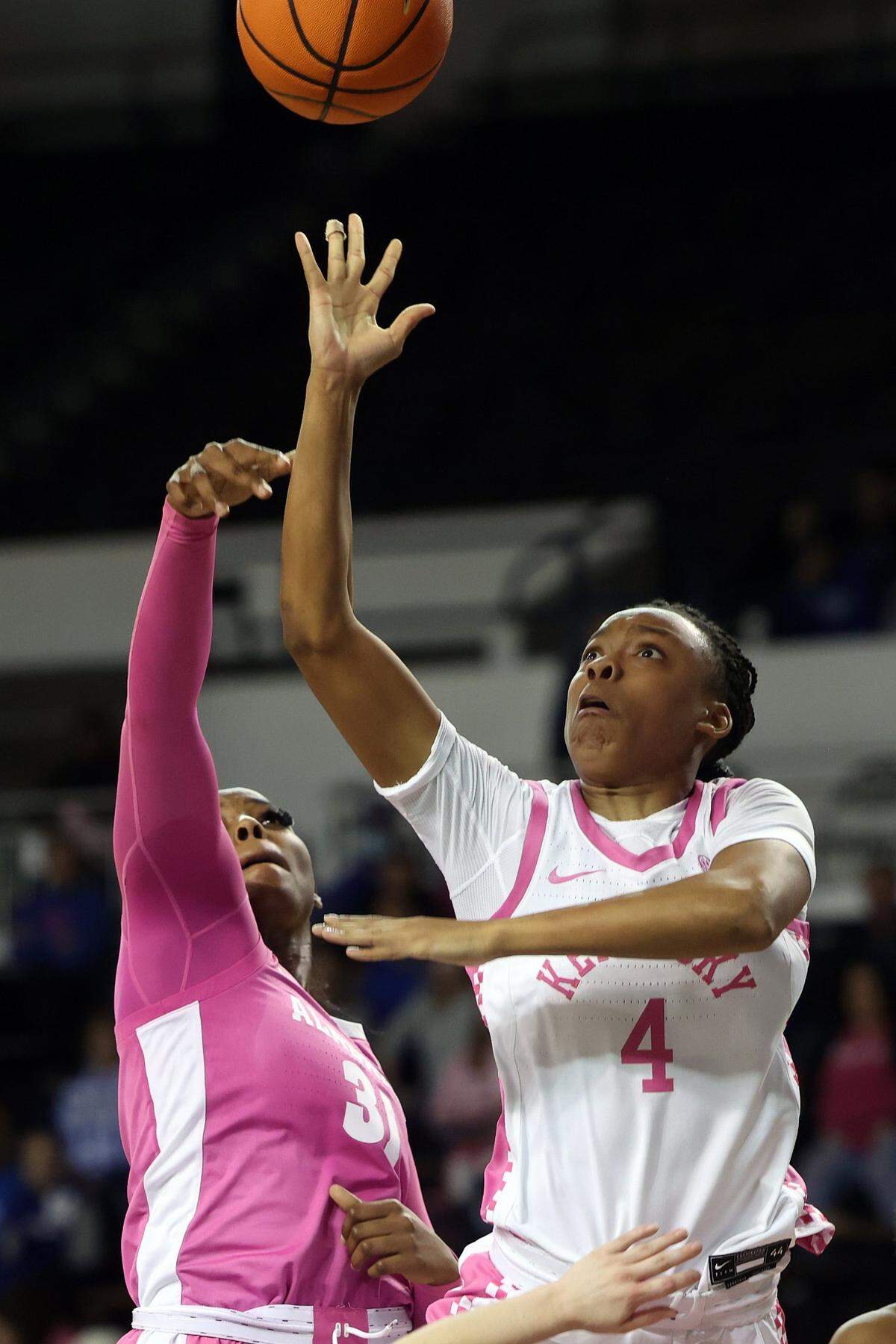 Kentucky’s Eniya Russell (4) delivered four points, five rebounds and four assists in a reserve role Thursday night.