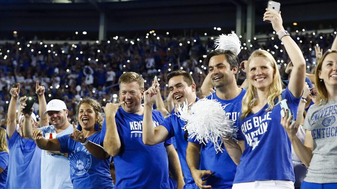 Beshear describes what’s needed for UK to play football, fill stadium during COVID-19