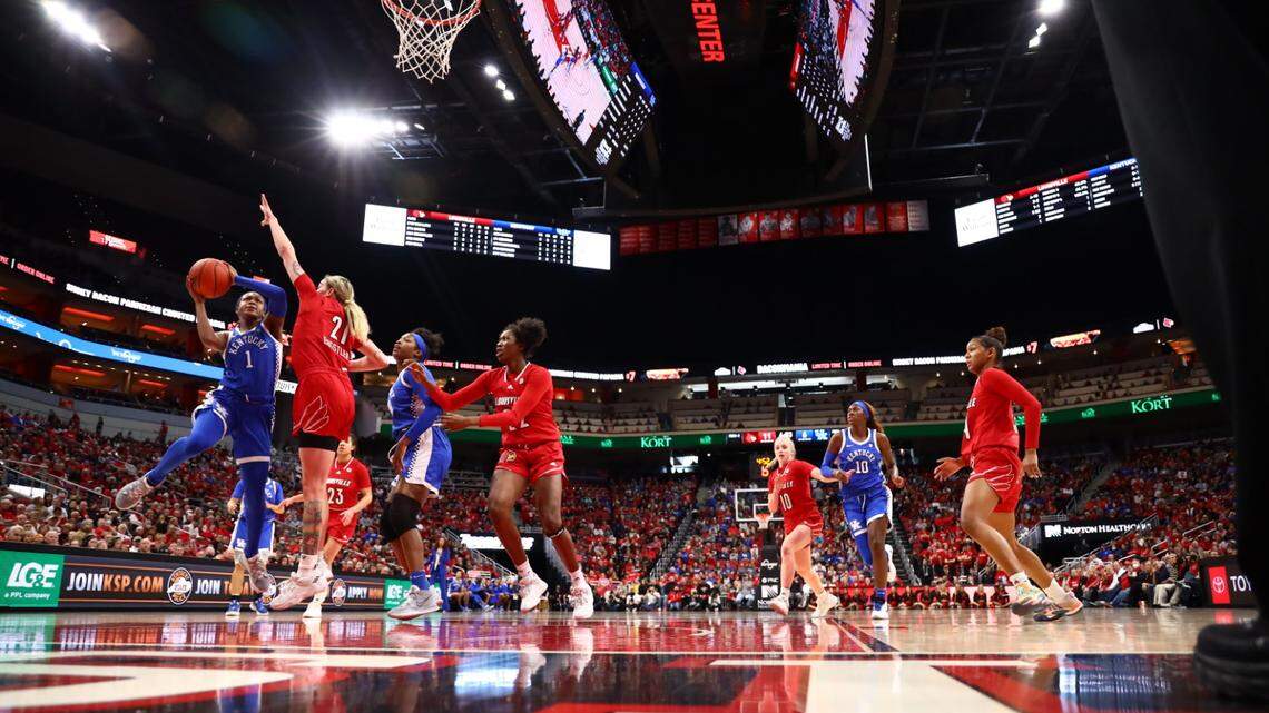 Robyn Benton (1) scored 13 points in Kentucky’s 64-58 loss to Louisville at the Yum Center on Sunday.
