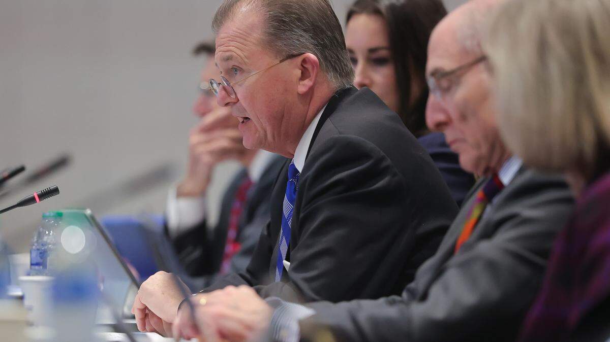 University of Kentucky Board of Trustees Chair E. Britt Brockman speaks to the board on Friday, February 23, 2024.