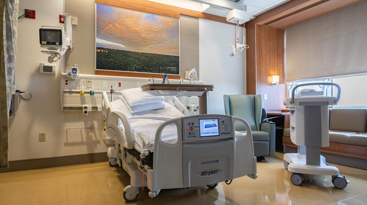 One of 20 private post-partum rooms complete with a shower and sleeping area for patient support persons in the new Mother Baby Unit at UK's Albert B. Chandler Hospital in Lexington, Ky., on March 25, 2026.