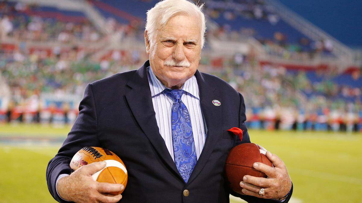 Howard Schnellenberger won a national championship at at Miami and rebuilt the Louisville football program into a winner. In 1990 the Cardinals went 10-1-1 and won the Fiesta Bowl.