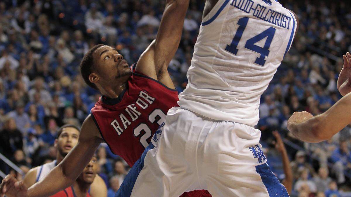 Freshman Michael Kidd-Gilchrist and the Wildcats face two different challenges in the next two games against St. John's and North Carolina.  