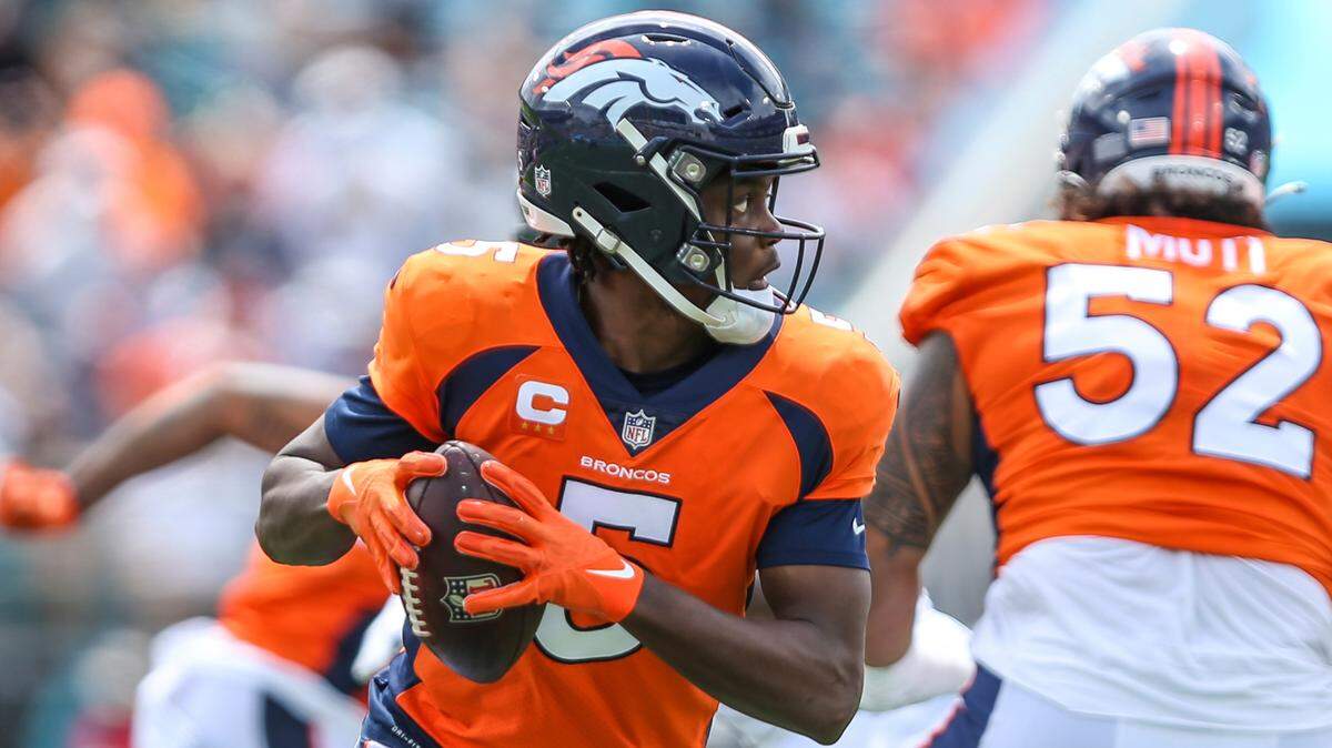 Denver Broncos quarterback Teddy Bridgewater (5) an NFL football game against the Jacksonville Jaguars, Sunday, Sept. 19, 2021, in Jacksonville, Fla. (AP Photo/Gary McCullough)