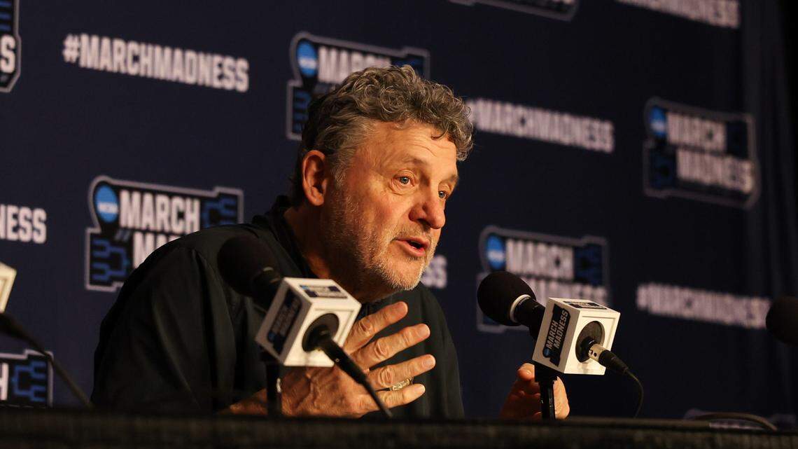 Everything that Oakland coach Greg Kampe said before NCAA Tournament game against Kentucky