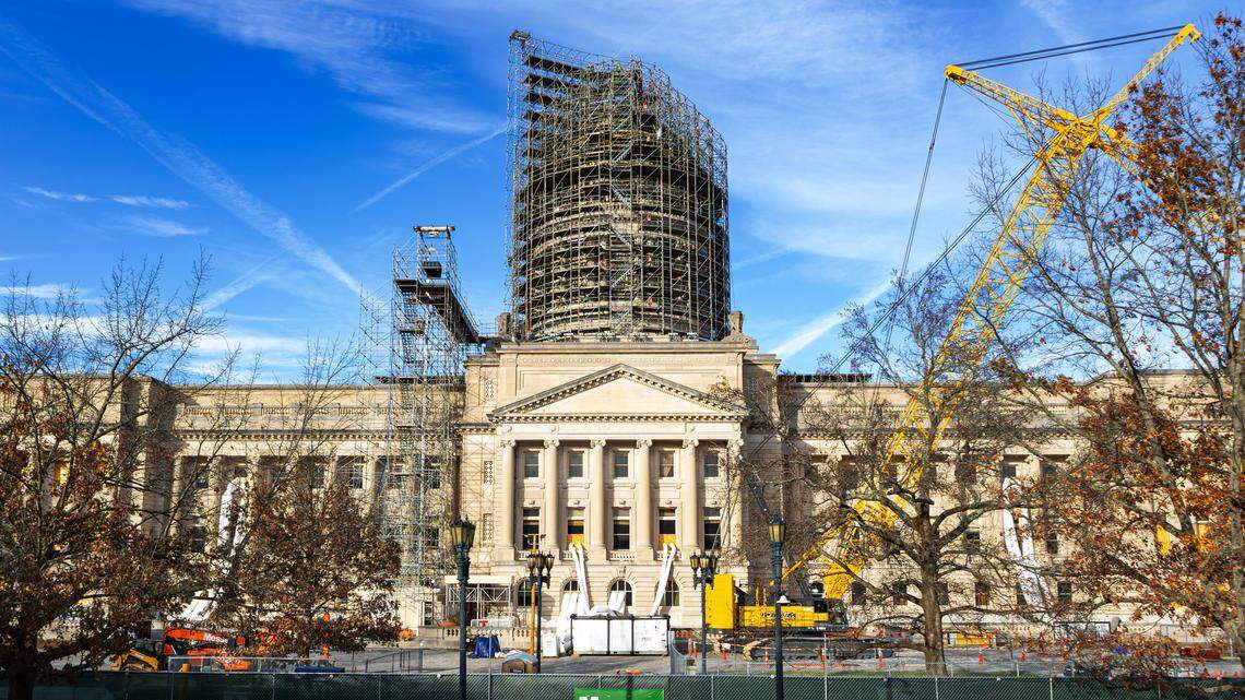 Bill introduced to allow universities to fire professors for ‘financial reasons’