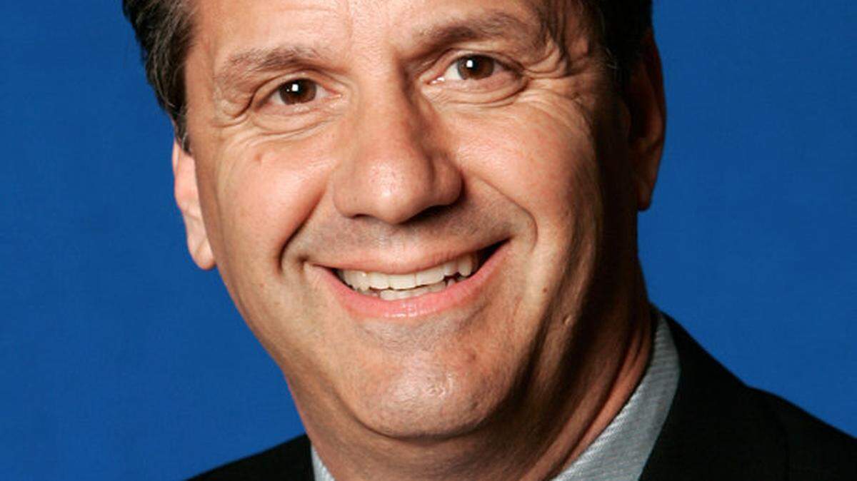 John Calipari said he felt the Wildcats don't talk to one another enough.