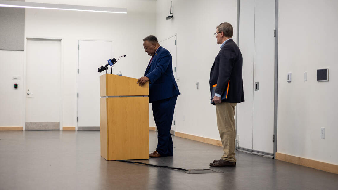 Ex-Fayette schools financial head says he is not responsible for budget problems