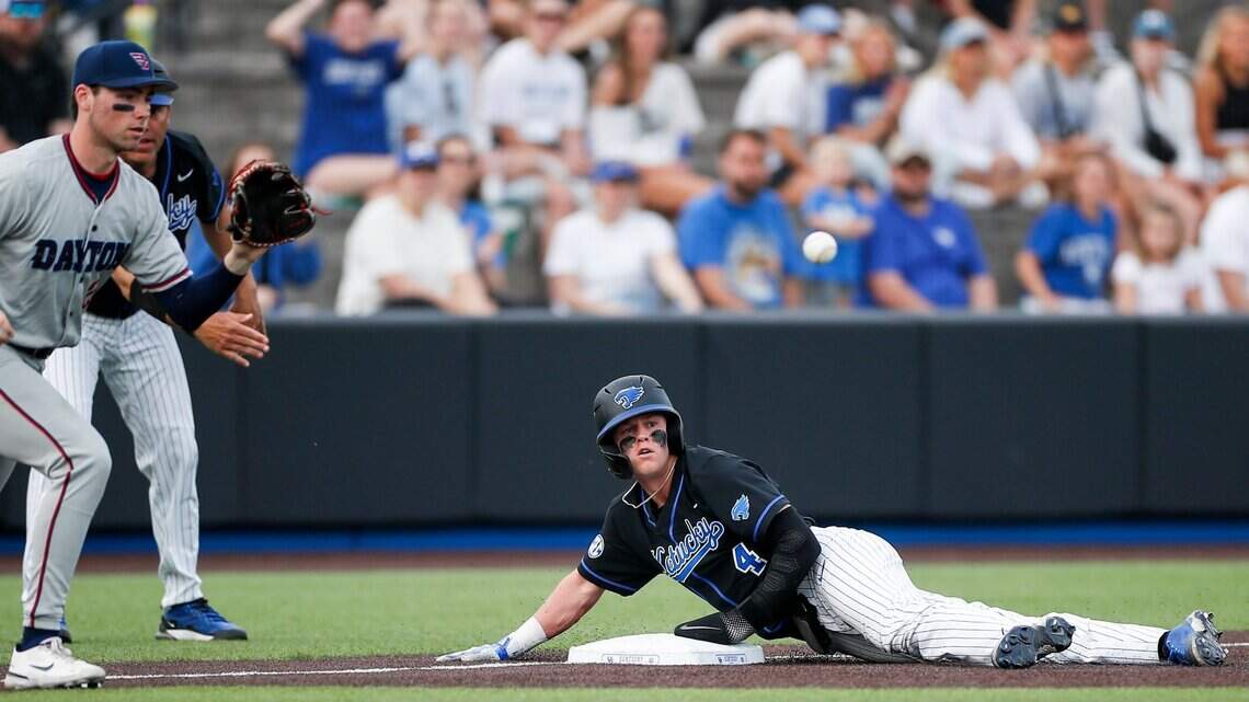 How has Nick Mingione led Kentucky baseball to the top 10 this season? ‘Total chaos.’
