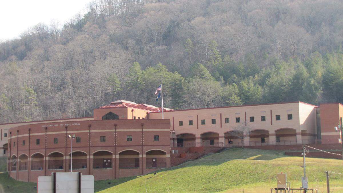 As schools face deep cuts, Leslie County begins unprecedented effort to collect back taxes