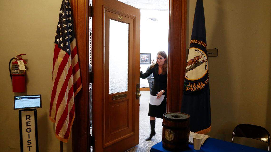 Company got no-bid contract after contributions to Grimes. What did Kentucky get?