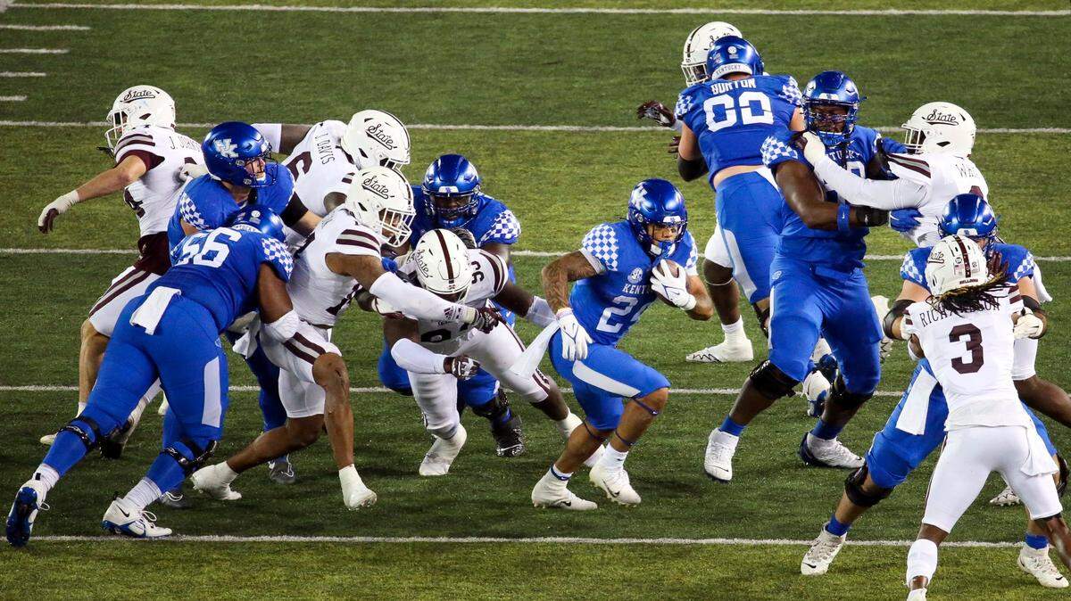 Final statistics from No. 22 Kentucky football’s 27-17 win over No. 16 Mississippi State