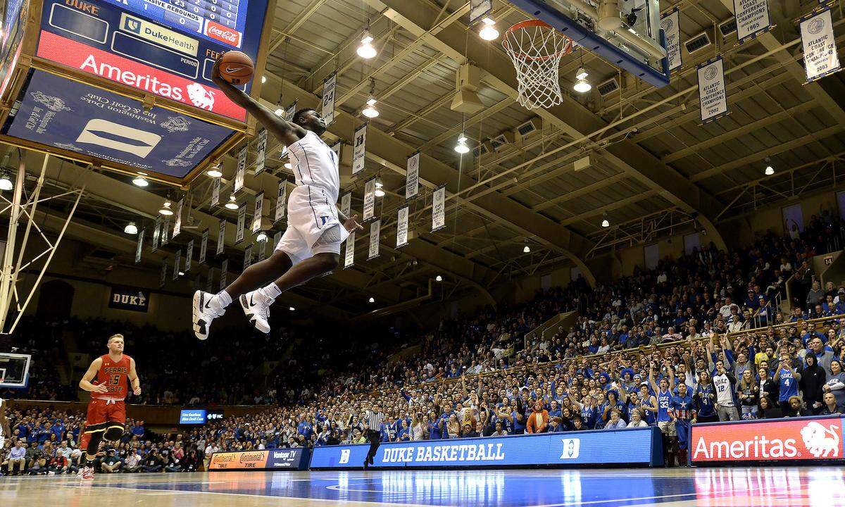 Zion Williamson is part of a run of elite high school recruits to choose Duke in recent years.