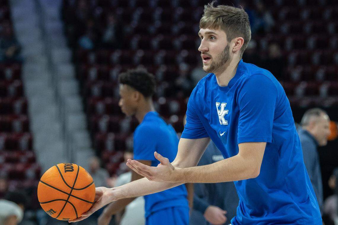 Kentucky forward Andrew Carr participates in warmups before a game against the Mississippi State Bulldogs at Humphrey Coliseum in Starkville, Miss., on Saturday.