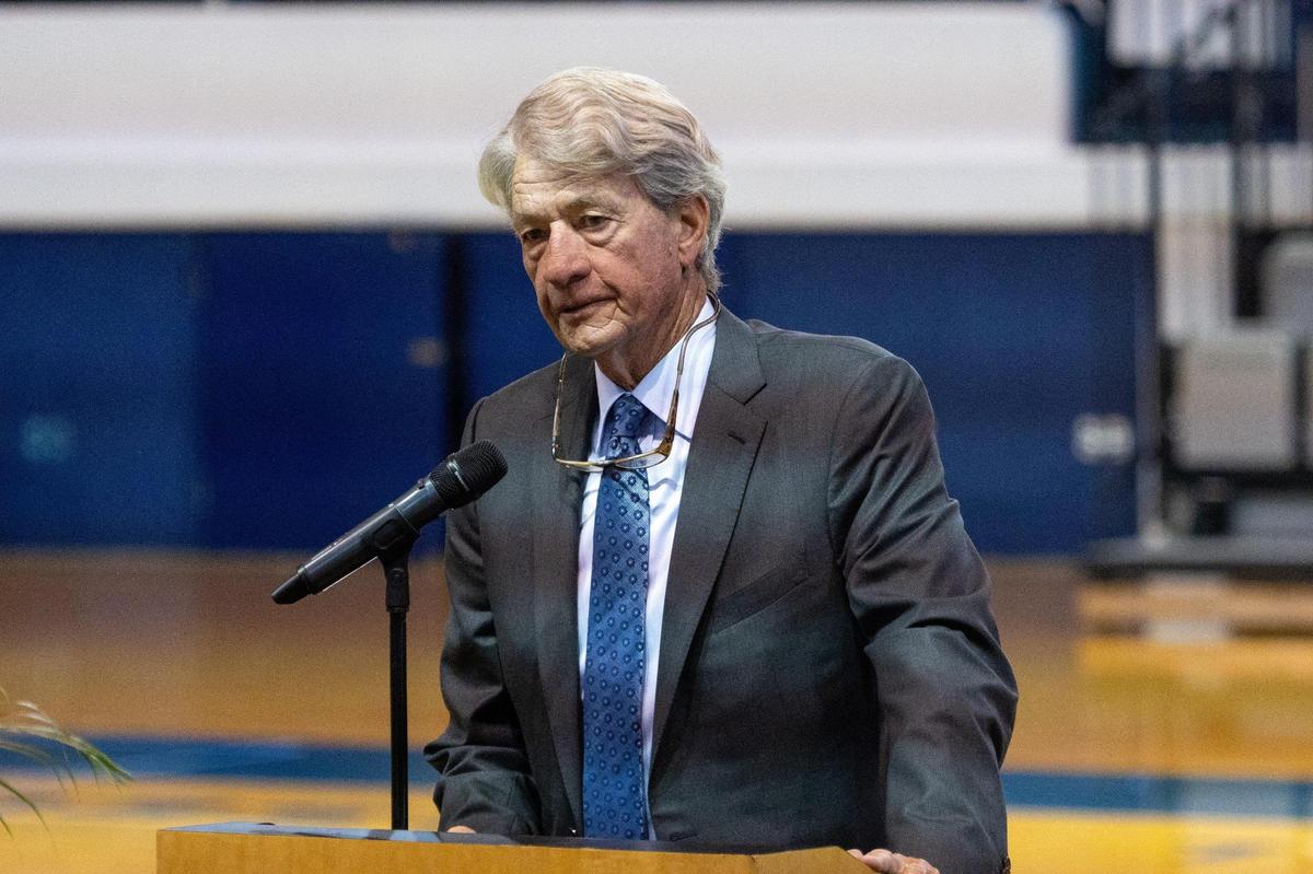 Former UK basketball player Jimmy Dan Conner said of Mike Pratt: “The best mentors in life are the people that you don’t realize are mentoring you.”