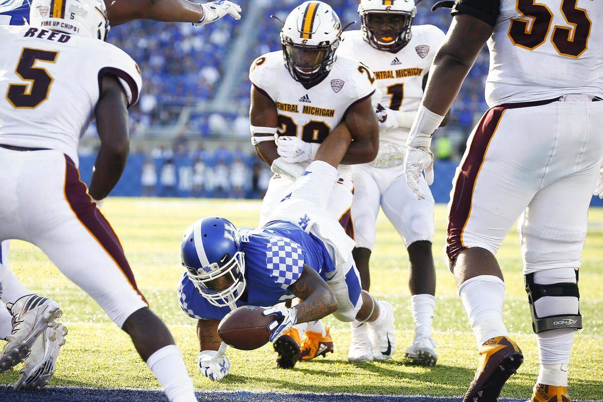 Kentucky running back A.J. Rose amassed more yards on Saturday than he did all of last season. He finished with 104 yards and two touchdowns on eight carries.