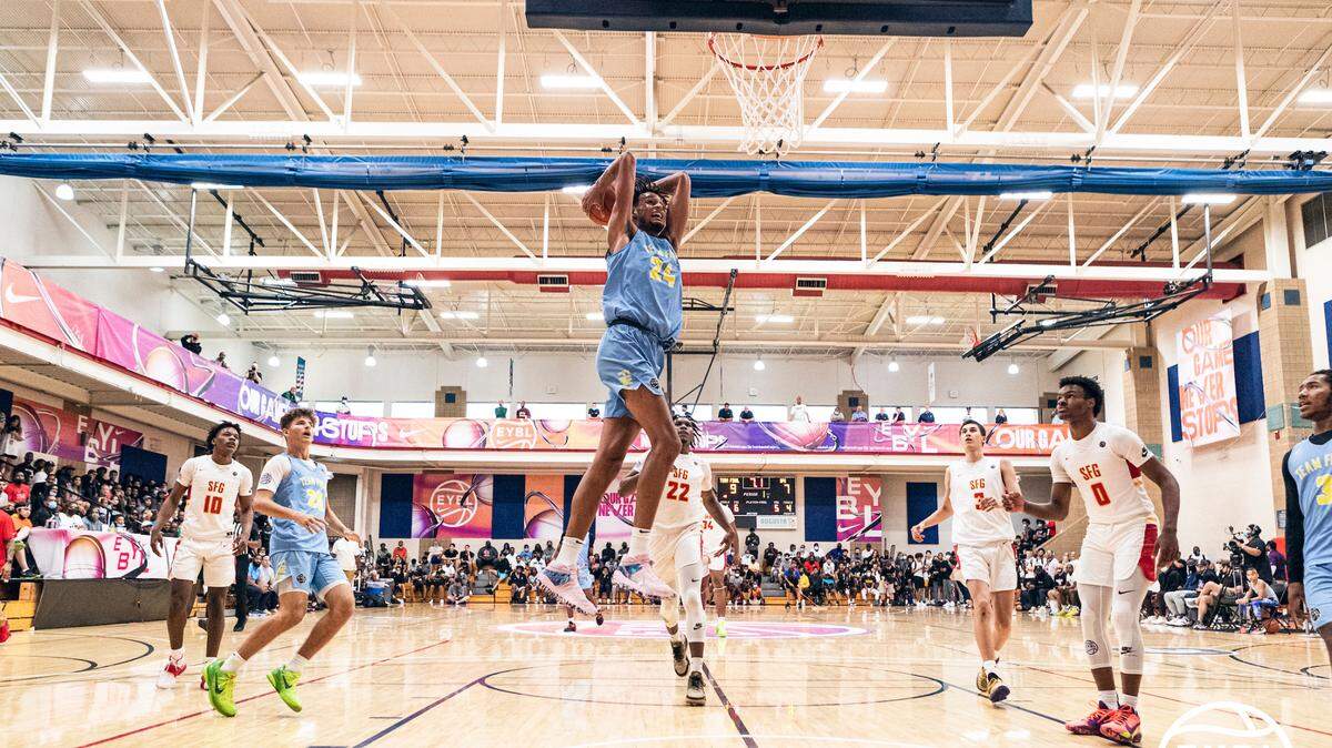 Dereck Lively II goes in for a dunk during the Nike Peach Jam competition in North Augusta, S.C. in July. 