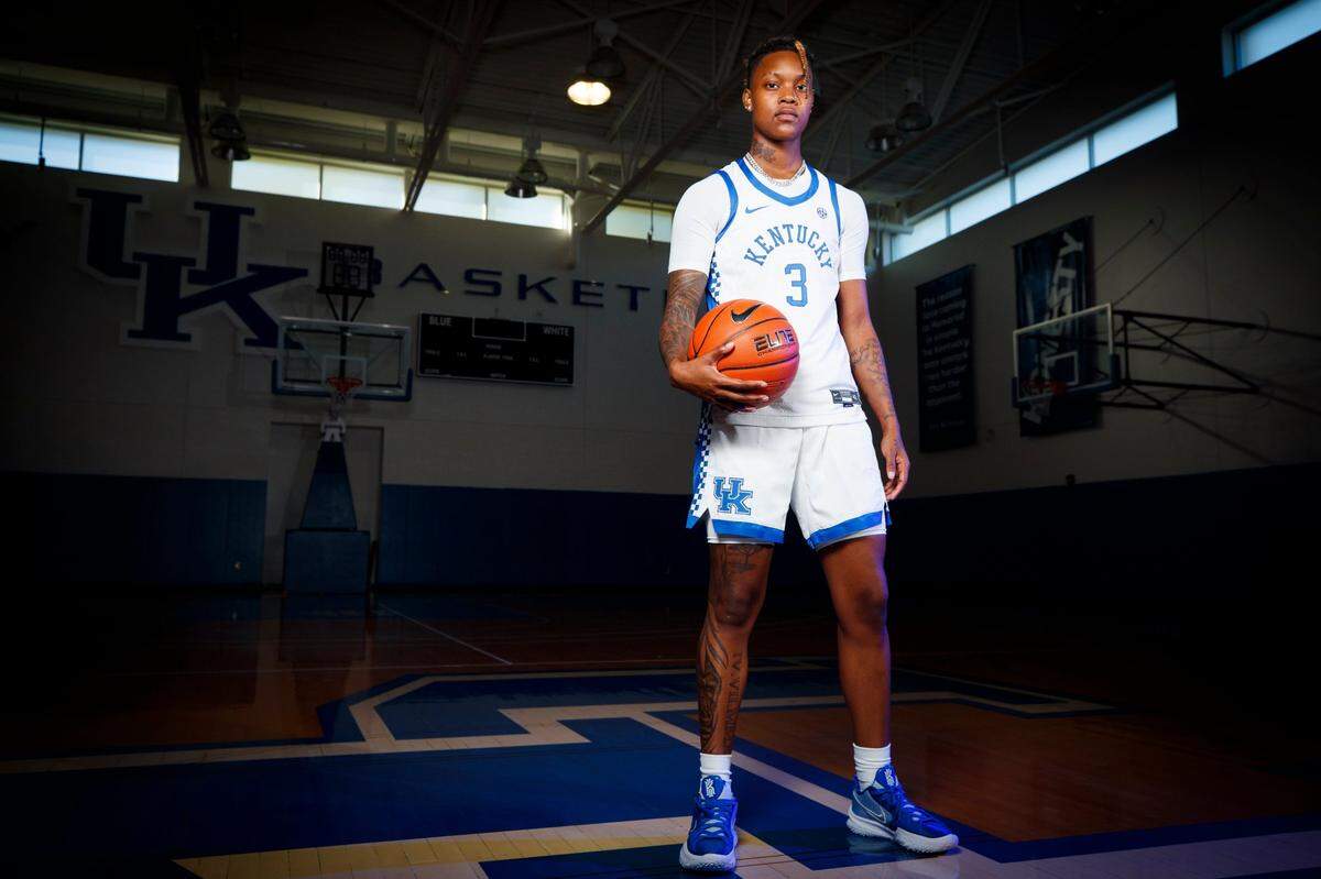 Jazmine Massengill averaged 5.1 points and 3.3 assists per game in a partial season in 2020-21 after transferring from Tennessee.