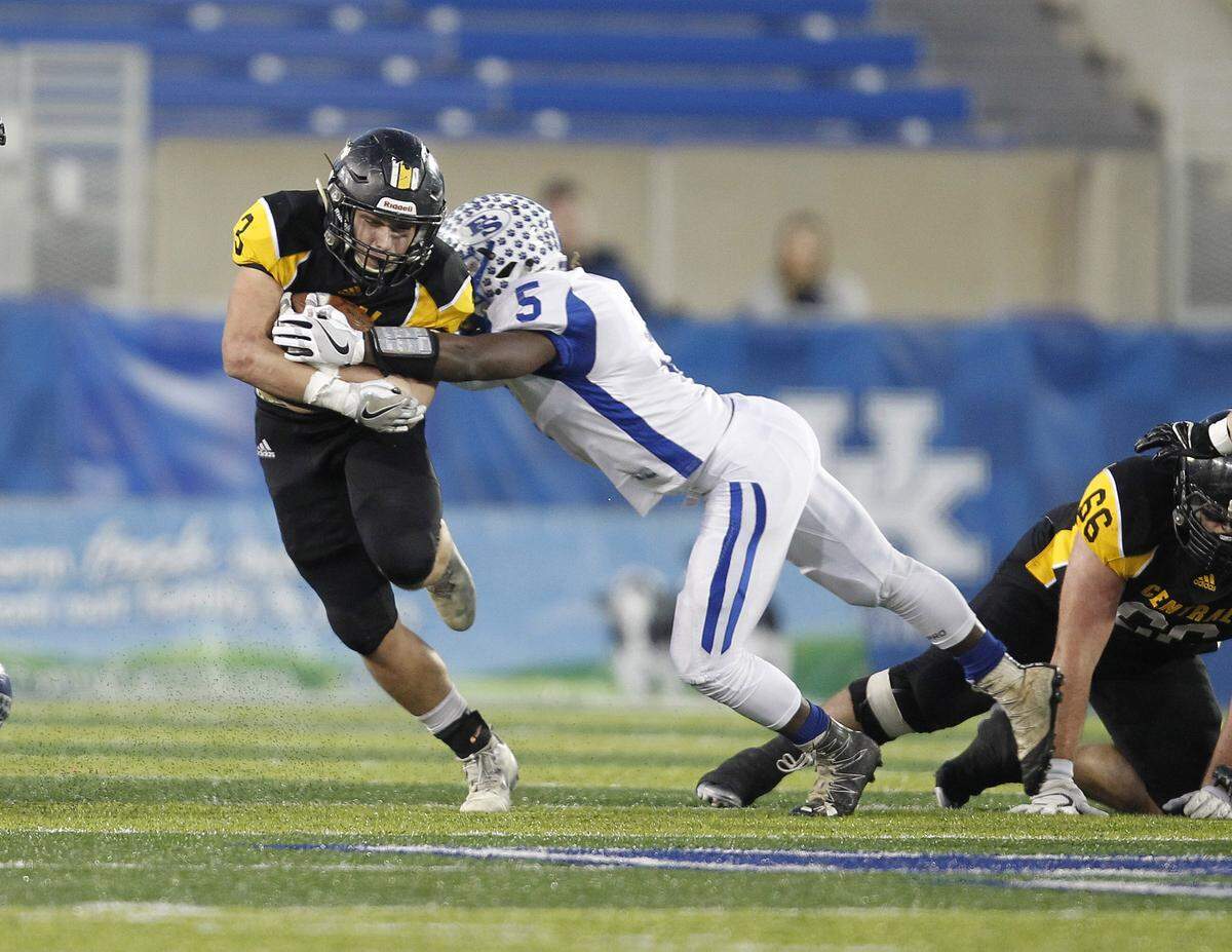 Johnson Central’s Devin Johnson ran against Franklin-Simpson’s James Baker in the Class 4A title game in 2017. Johnson and the Golden Eagles will make another attempt at the championship this weekend.