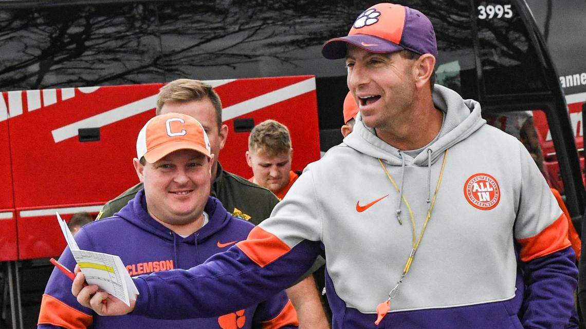 Video: Kentucky vs. Clemson Gator Bowl football preview