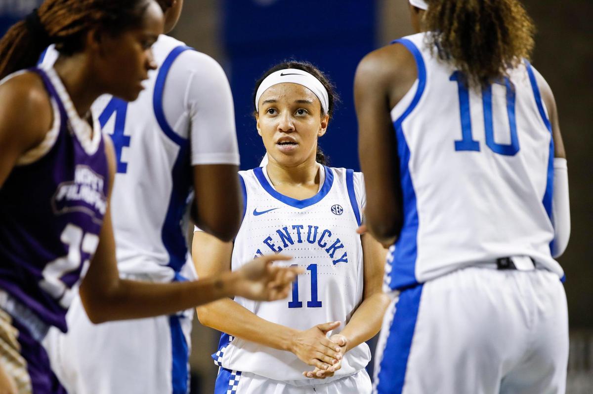 Freshman Jada Walker chose Kentucky over scholarship offers from Michigan, Arizona, Mississippi State and North Carolina State, among others.