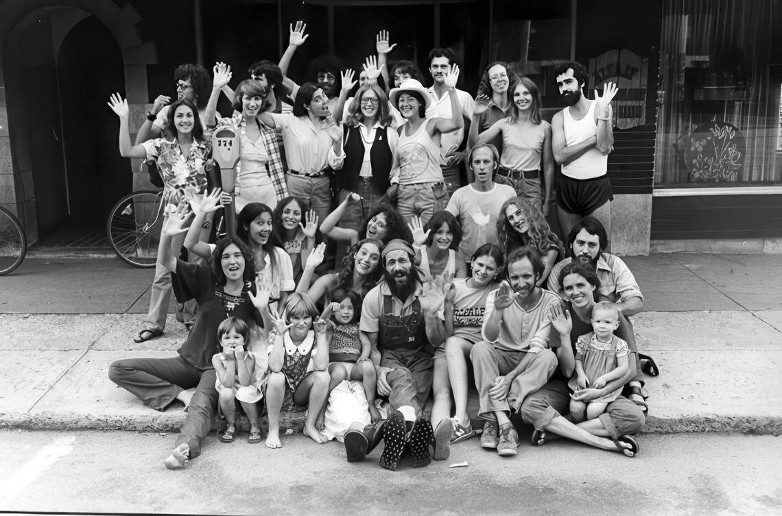 A group of Alalfa employees took a group shot at the restaurant’s location on South Limeston in the 1980s.