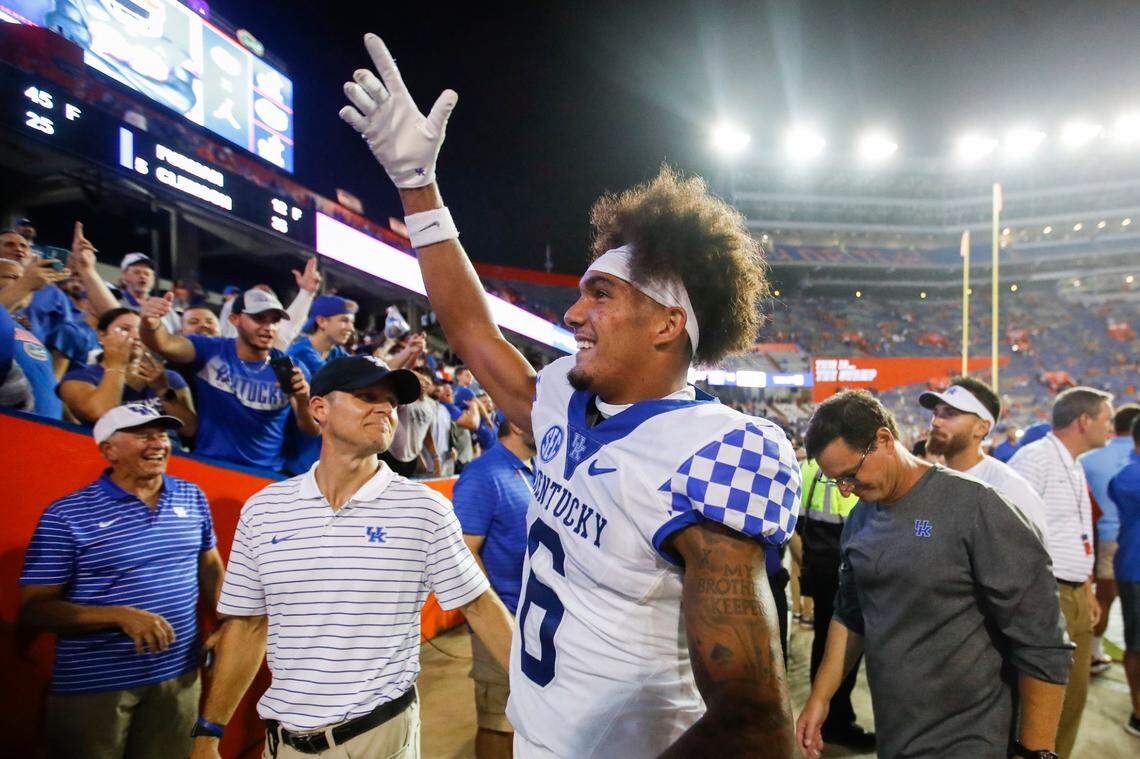 Kentucky wide receiver Dane Key (6) caught a touchdown in each of his first three college games.