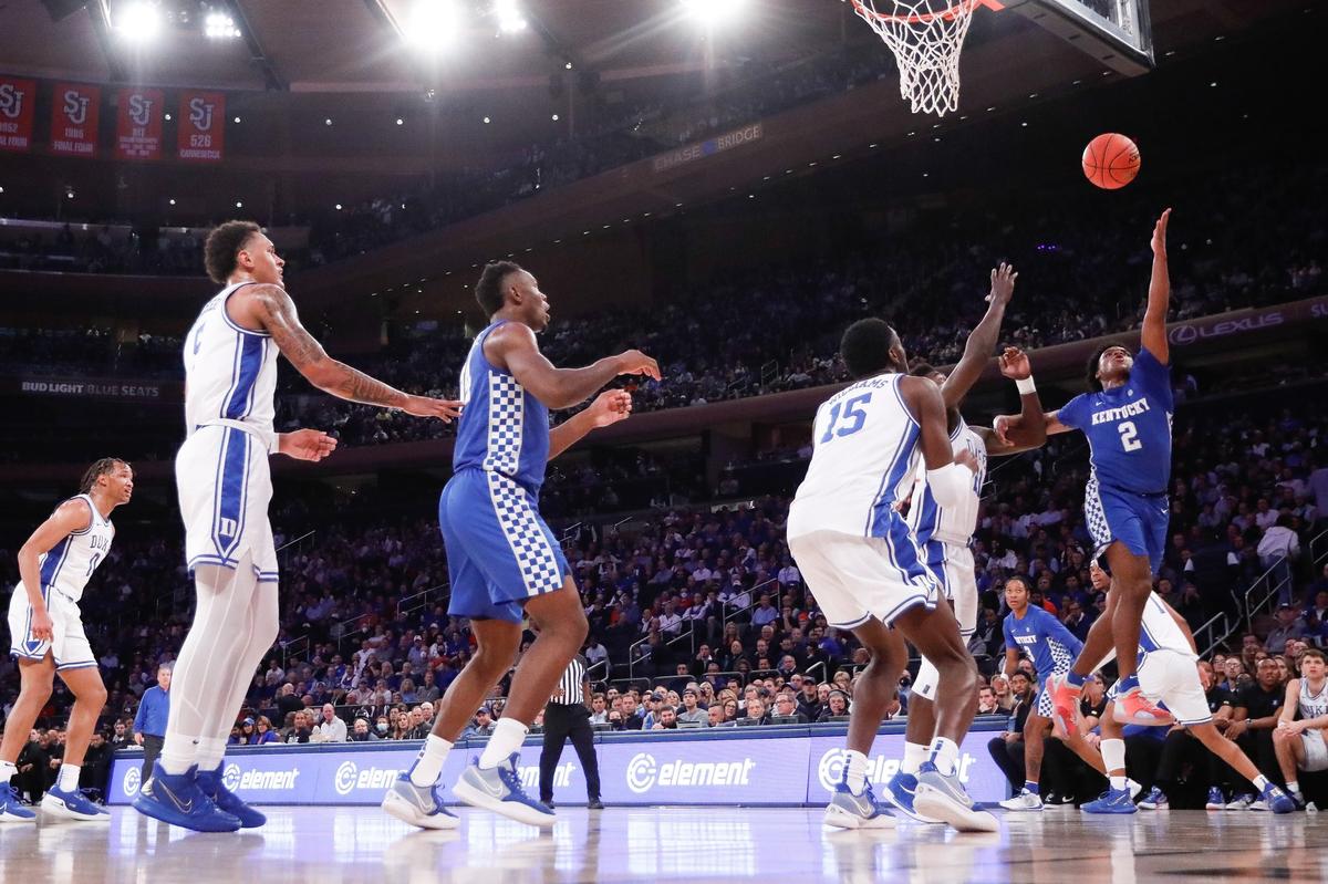 Kentucky’s Sahvir Wheeler went in for a layup against Duke in the Champions Classic at Madison Square Garden in New York on Tuesday, Nov. 9, 2021.