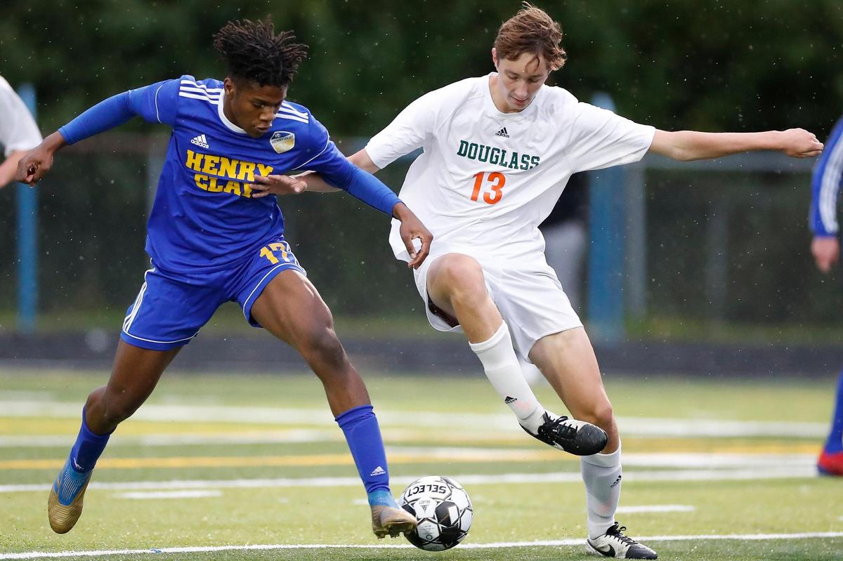 Henry Clay’s Markieus Hill (17) and Frederick Douglass’s Mason Dunn (13) both earned All-City recognition last season.