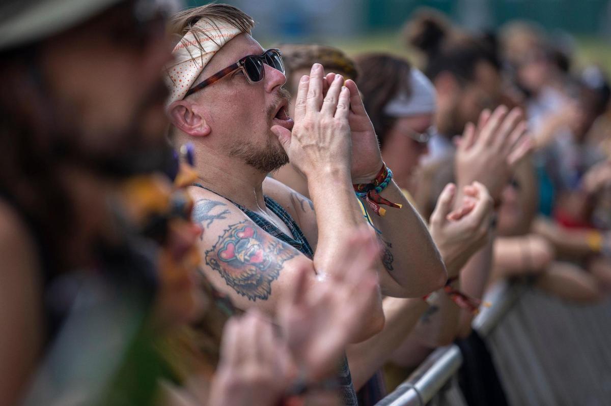 Fans cheer as John Moreland performs at the Railbird Festival at Keeneland in Lexington, Ky., on Saturday, Aug. 28, 2021.