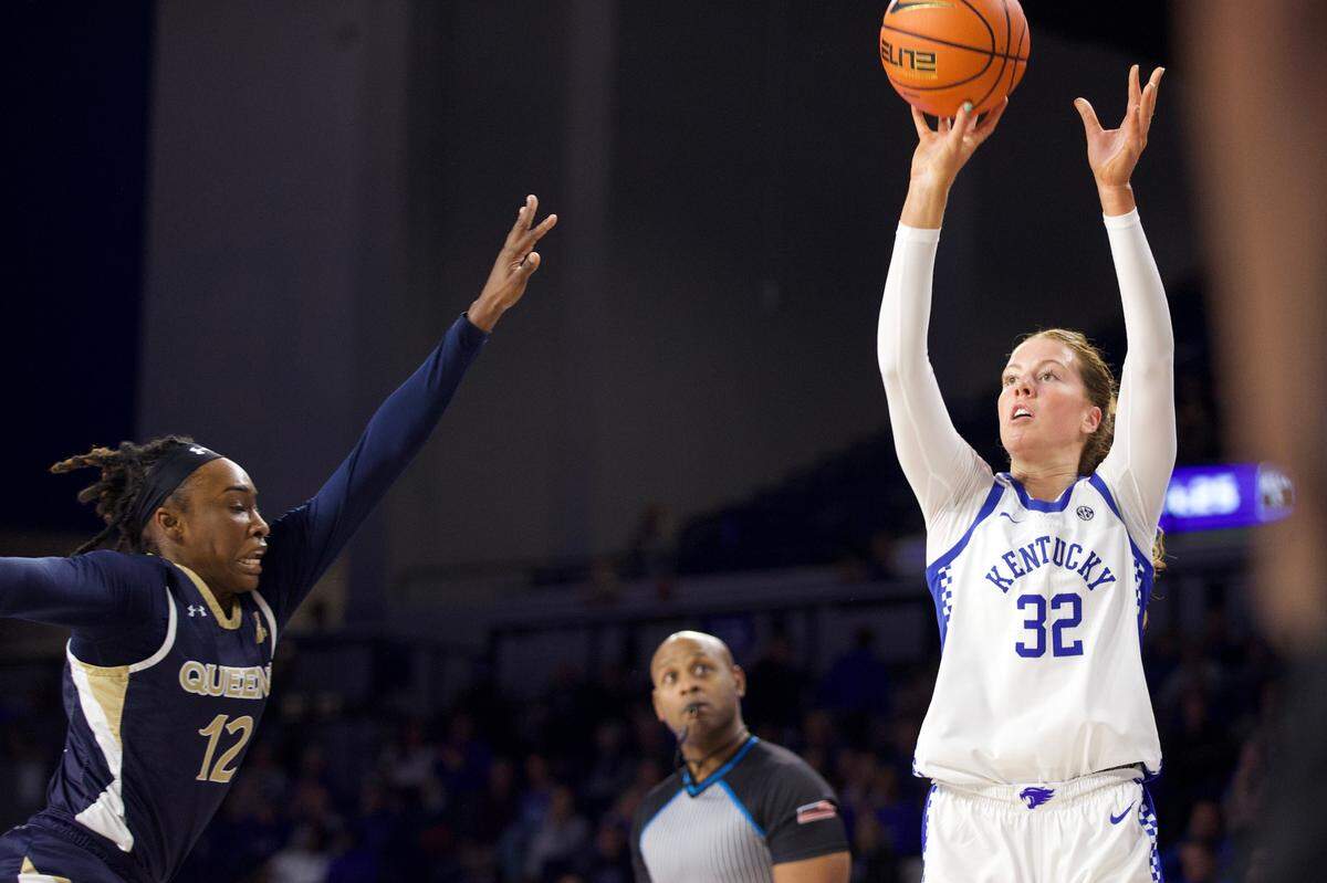 Amelia Hassett scored a season high 19 points for Kentucky on Monday night and surpassed 1,000 points for her college career.