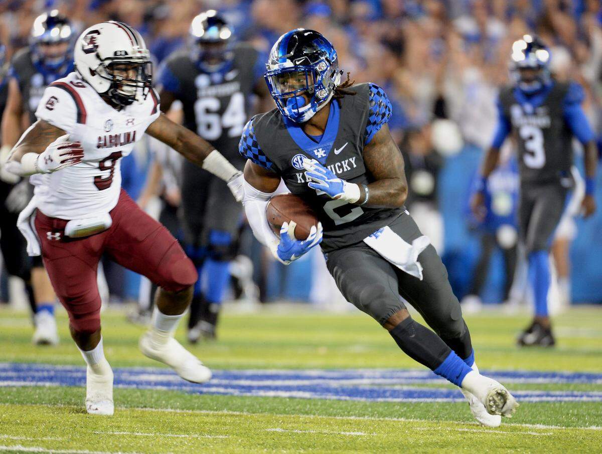 Kentucky senior wide receiver Dorian Baker (2) will play his final game at Kroger Field Saturday.
