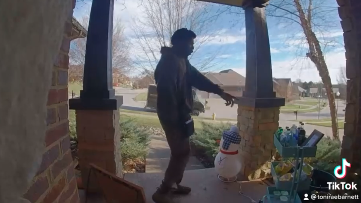 A UPS delivery driver’s reaction to an assortment of treats left at a Kentucky couple’s doorstep has gone viral.