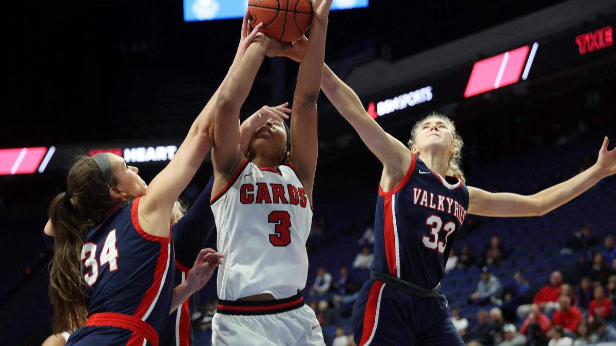 Sacred Heart opens second half with four minutes of fury in Sweet 16 win over Clark County