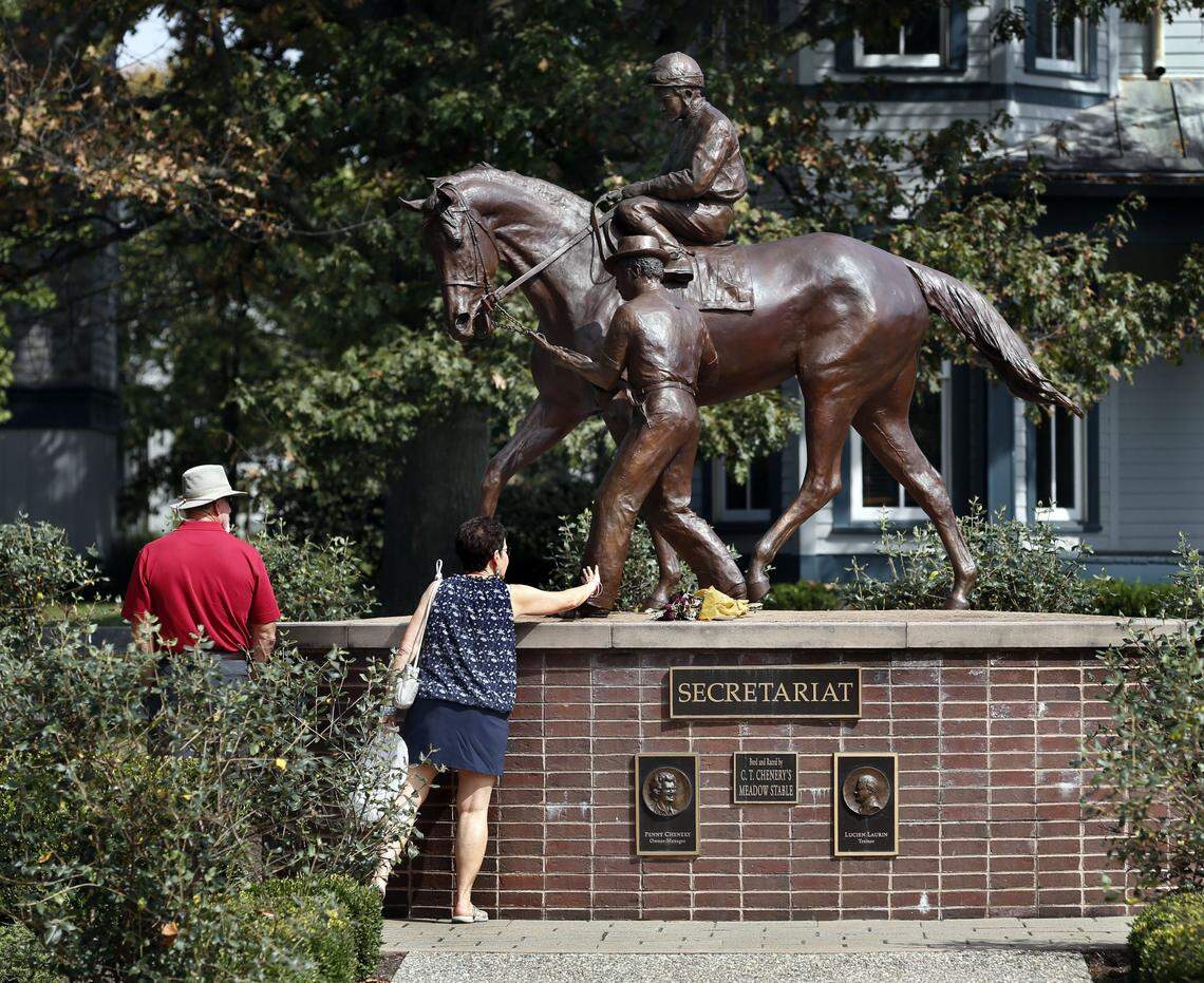 This Secretariat sculpture is one of two at the Kentucky Horse Park in Lexington and one of five known Secretariat monuments. The others are at Belmont Park in Elmont, N.Y., at the National Museum of Racing and Hall of Fame in Saratoga Springs, N.Y., and in Grand Falls, New Brunswick, Canada, home of Secretariat’s jockey, Ron Turcotte. The new bronze coming to Lexington will be the largest.