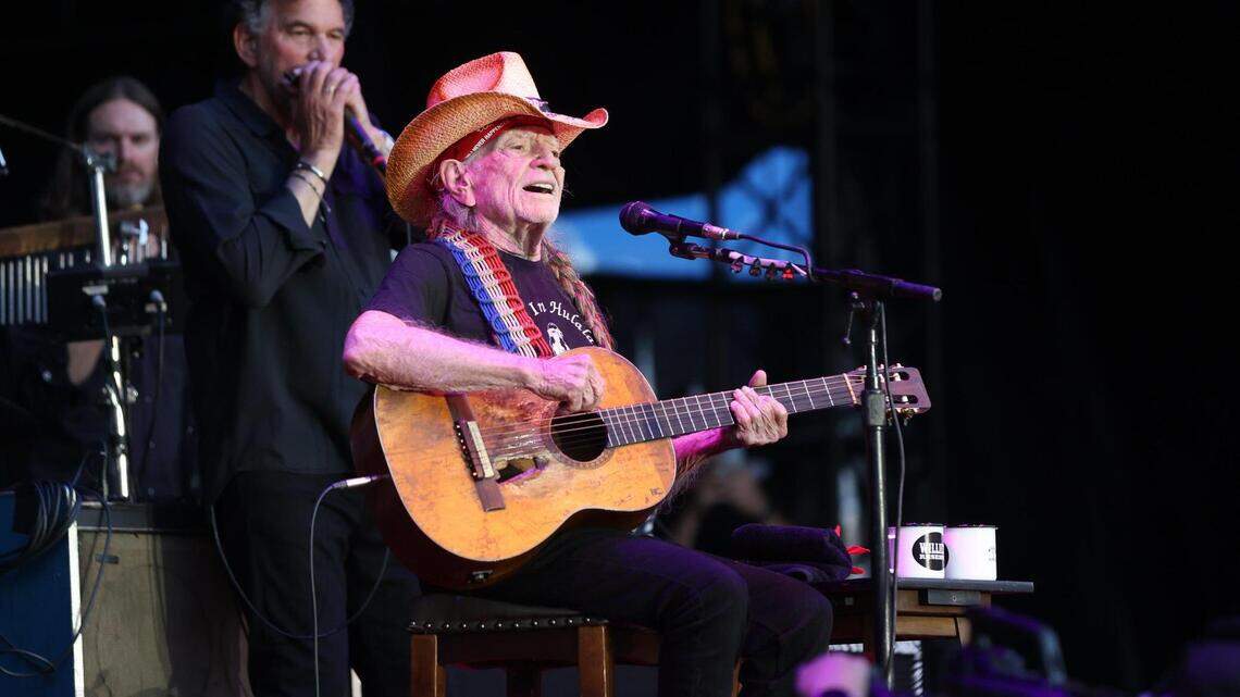 Want to know who’s performing at Riverfest? Here’s a list.