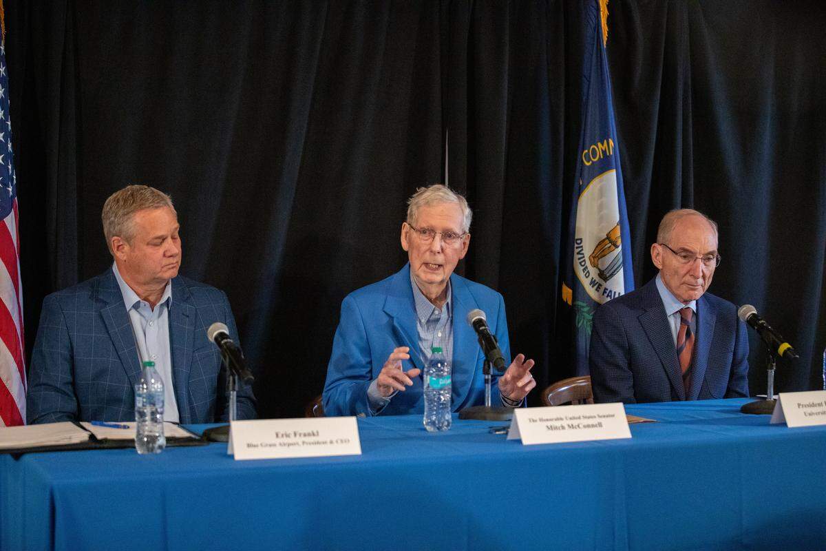 U.S. Senator Mitch McConnell, center, joined with Bluegrass Airport (LEX) President & CEO Eric Frankl, left, and UK President Eli Capilouto, right, to speak on more than $74 million federal dollars given to UK and Blue Grass Airport. April 8, 2026.