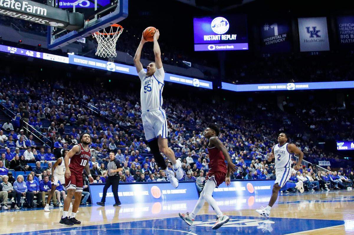 Kentucky forward Lance Ware (55) is making 64 percent on field goals this season.