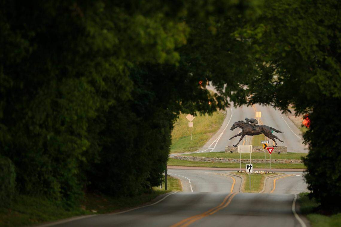 The landscape on Old Frankfort Pike shifts from urban to rural at the statue of Secretariat by sculptor Jocelyn Russell, located in a roundabout where the scenic road meets Lexington’s Alexandria Drive.