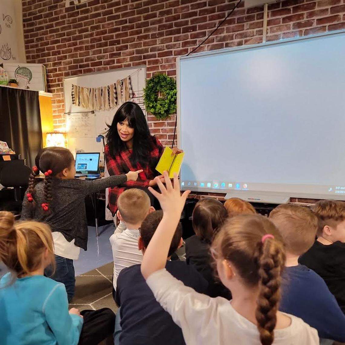 Berea Independent Schools Superintendent Diane Hatchett reads to students in February 2023. Provided by Diane Hatchett.